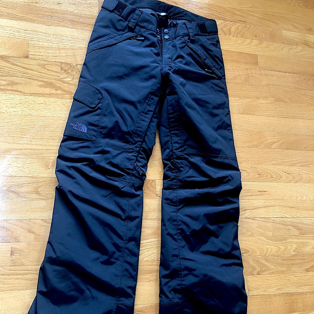 North Face Women‘s Black snow pants